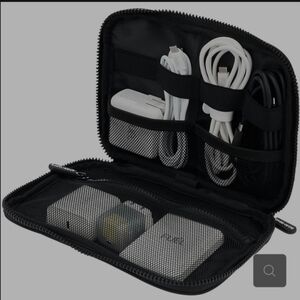 Case Mate Travel Tech Organizer Pouch